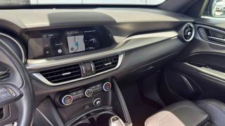 ALFA ROMEO Stelvio usata, con Fari Xenon