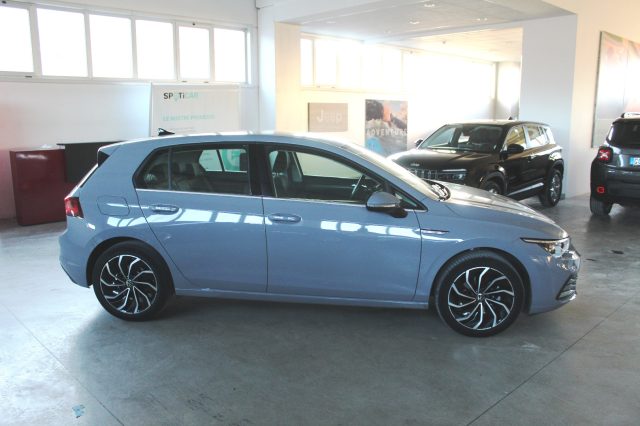 VOLKSWAGEN Golf usata, con Autoradio