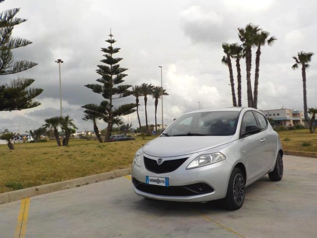 LANCIA Ypsilon usata, con Chiusura centralizzata