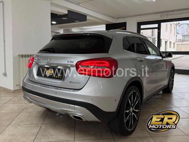 MERCEDES-BENZ GLA 220 usata, con Alzacristalli elettrici