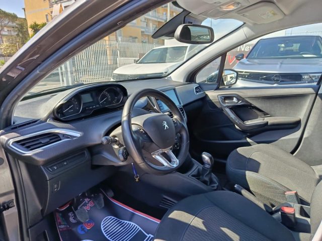 PEUGEOT 208 usata, con Boardcomputer