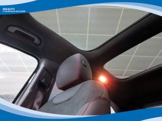 MERCEDES-BENZ GLA 200 usata, con Controllo automatico clima