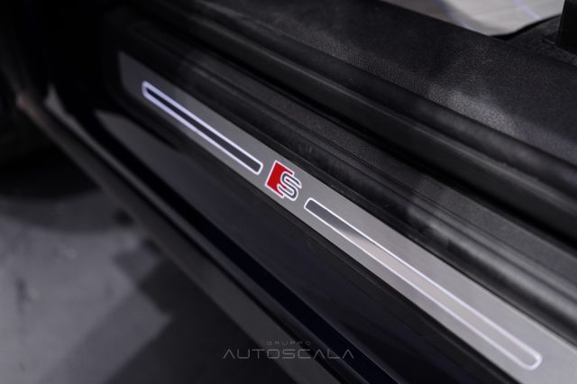 AUDI Q5 usata, con Chiusura centralizzata