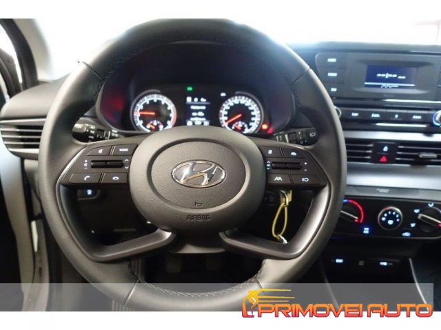 HYUNDAI Bayon usata, con Airbag