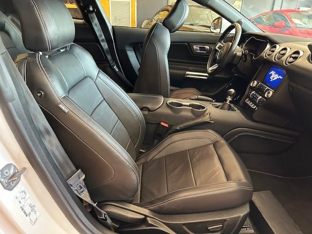 FORD Mustang usata, con Servosterzo