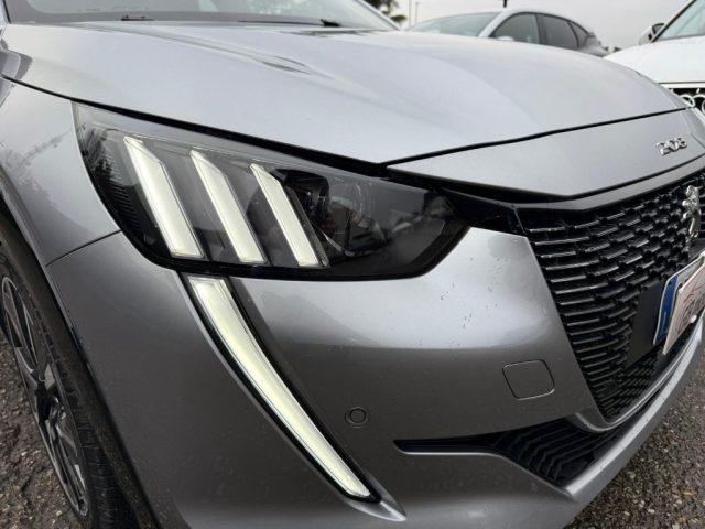 PEUGEOT 208 usata, con Autoradio