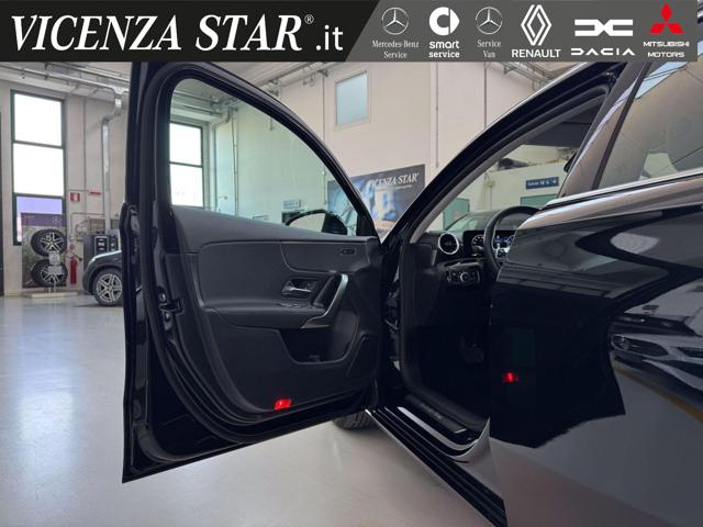 MERCEDES-BENZ A 180 usata, con Sedile posteriore sdoppiato