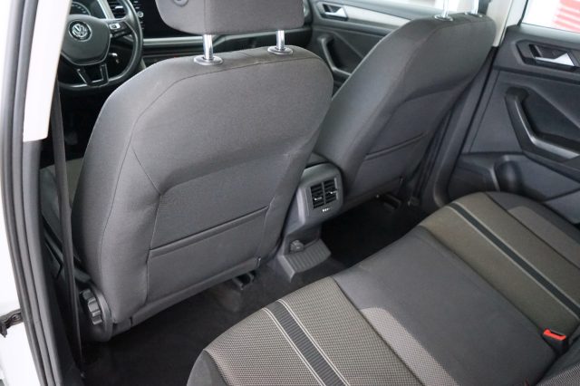 VOLKSWAGEN T-Roc usata, con Isofix