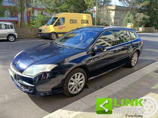 RENAULT Laguna usata, con Sedile posteriore sdoppiato