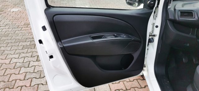OPEL Combo usata 20