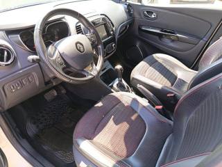 RENAULT Captur usata 8