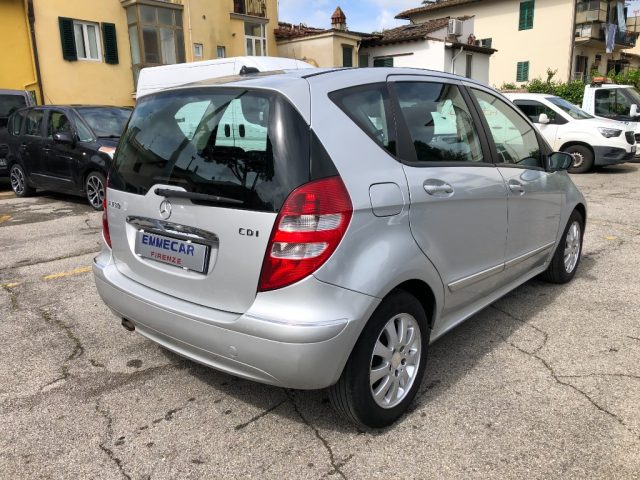 MERCEDES-BENZ A 180 usata, con Chiusura centralizzata