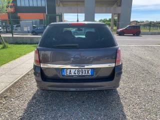OPEL Astra usata, con Autoradio