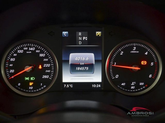 MERCEDES-BENZ C 200 usata 12