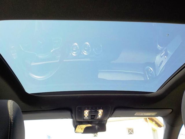 MERCEDES-BENZ CLA 180 usata 68