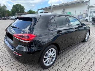 MERCEDES-BENZ A 180 usata, con Alzacristalli elettrici