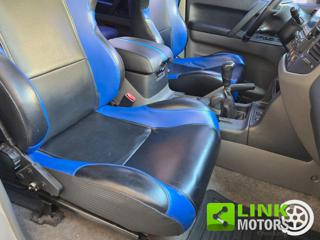 MITSUBISHI Pajero usata 45