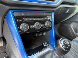 VOLKSWAGEN T-Roc usata, con ESP
