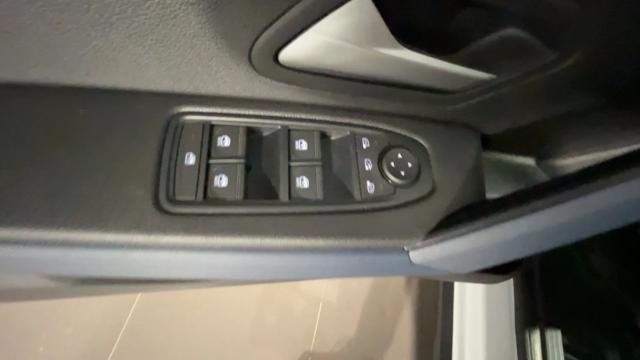 DACIA Duster usata, con Controllo vocale