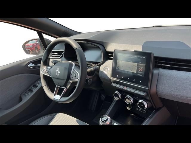 RENAULT Clio usata, con Cruise Control