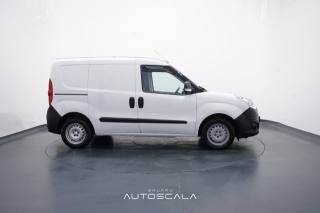 OPEL Combo usata, con Controllo trazione