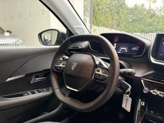 PEUGEOT 208 usata, con Sistema di navigazione
