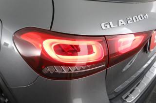 MERCEDES-BENZ CLA usata 9