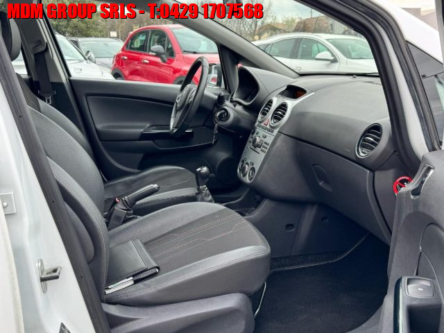 OPEL Corsa usata, con Climatizzatore