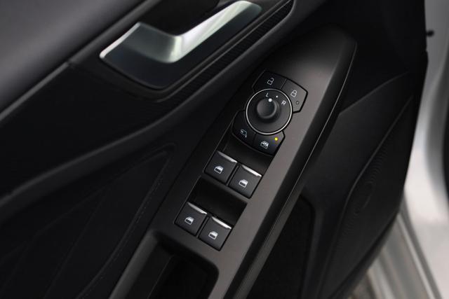FORD Focus usata, con Sedili sportivi
