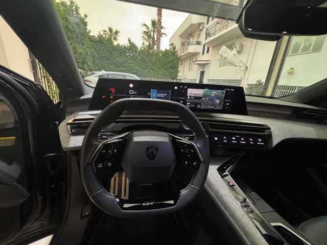 PEUGEOT 3008 usata, con Touch screen