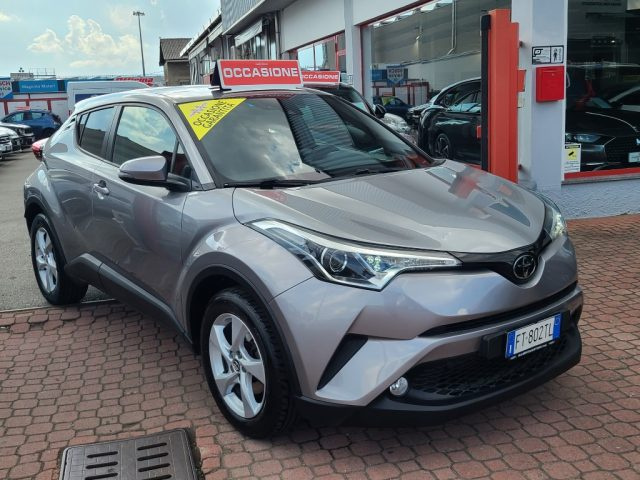 TOYOTA C-HR usata, con Specchietti laterali elettrici