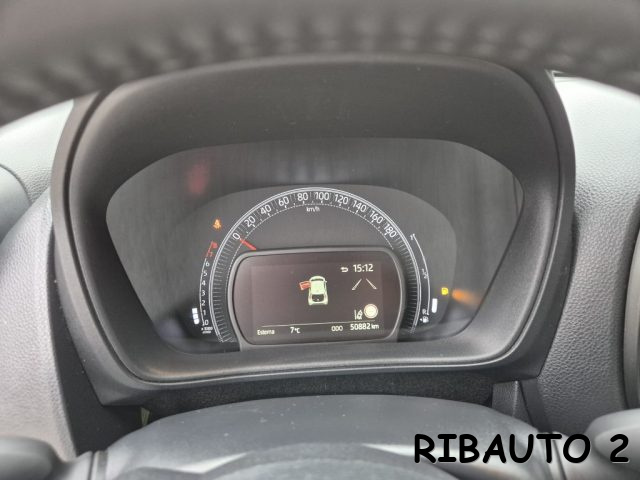 TOYOTA Aygo X usata, con Park Distance Control