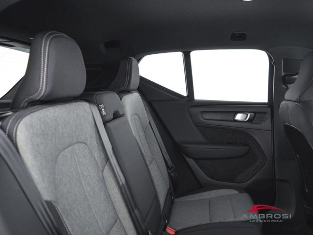 VOLVO XC40 usata 10