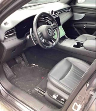 MASERATI Grecale usata, con Autoradio