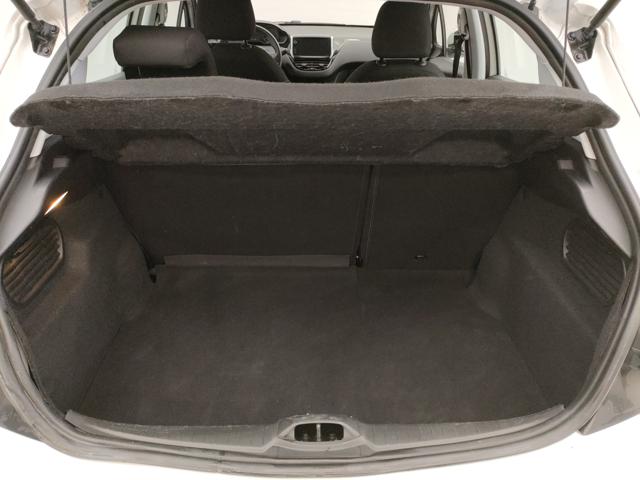 PEUGEOT 208 usata, con Autoradio digitale
