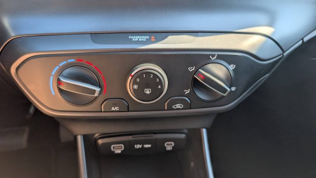 HYUNDAI i20 usata, con Sistema di navigazione