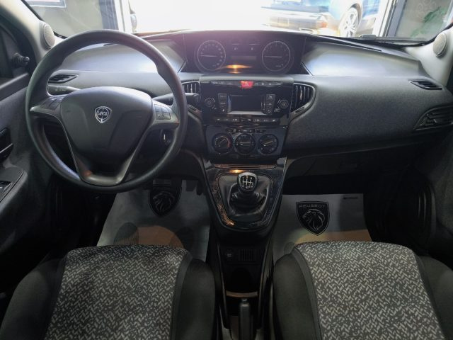 LANCIA Ypsilon usata, con Autoradio digitale