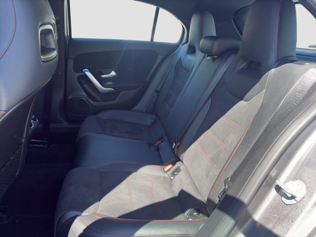 MERCEDES-BENZ A 180 usata 9