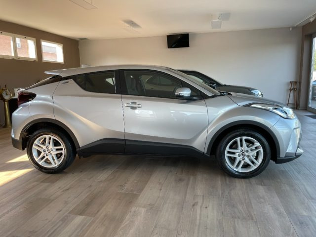 TOYOTA C-HR usata, con Cerchi in lega
