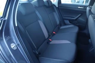 VOLKSWAGEN Taigo usata, con Luci diurne LED