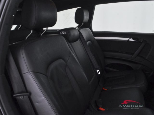 AUDI Q7 usata 11