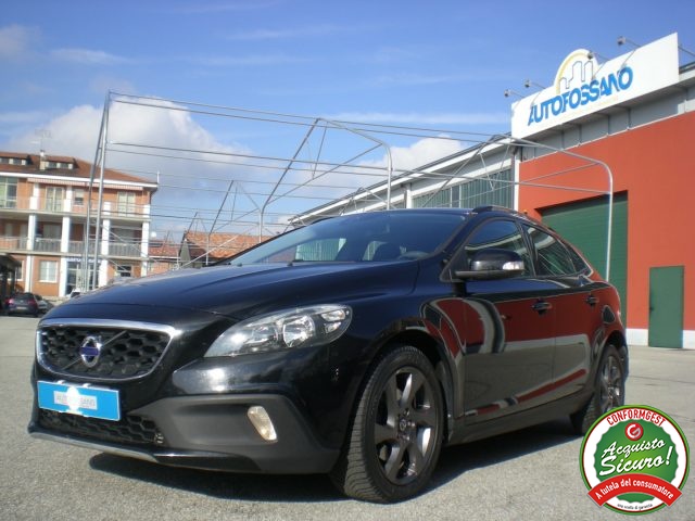 VOLVO V40 Cross Country usata, con ABS