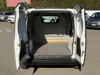FIAT Fiorino usata, con Sensori di parcheggio posteriori