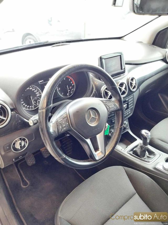 MERCEDES-BENZ B 180 usata, con Filtro antiparticolato