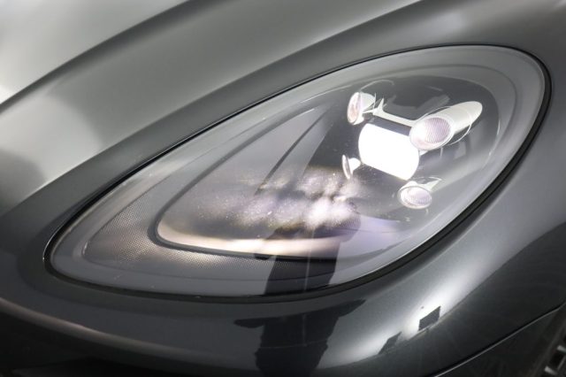 PORSCHE Macan usata 15