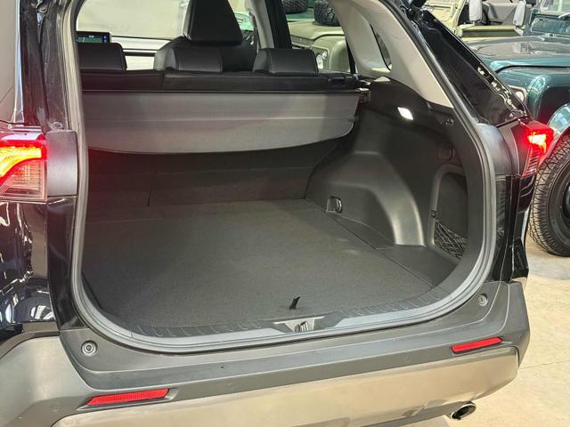 TOYOTA RAV 4 usata, con USB