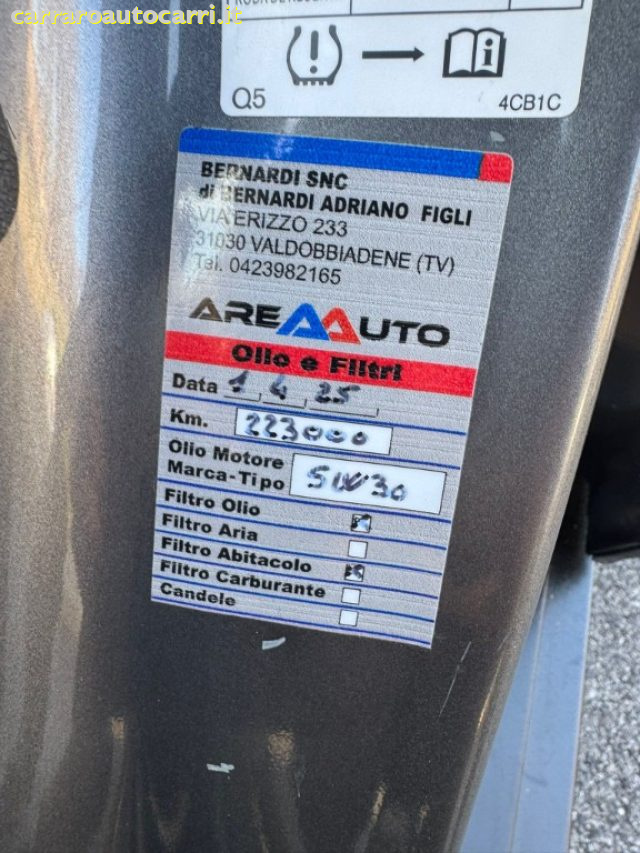 NISSAN X-Trail usata, con Fari LED