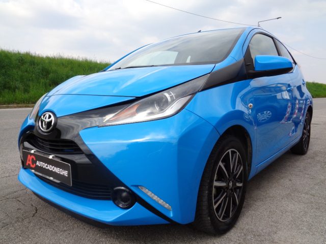 TOYOTA Aygo usata, con Airbag