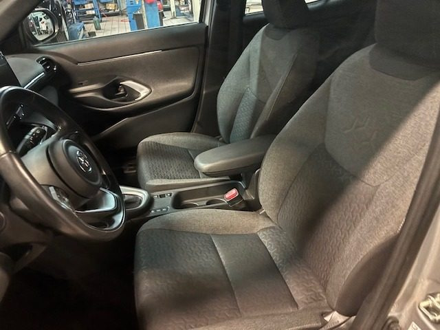 TOYOTA Yaris Cross usata, con ESP