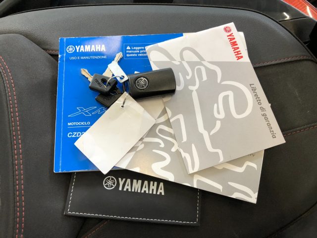 YAMAHA X-MAX 300 usata 11
